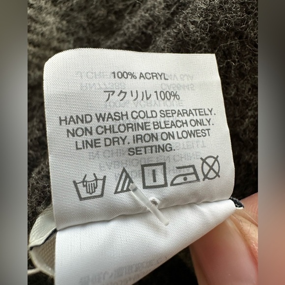 NWT, J. Crew, women’s One Size, plaid wool cape wrap with arm holes. - Picture 4 of 5